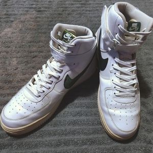 Air Force 1 High '07 LV8 'Iridescent